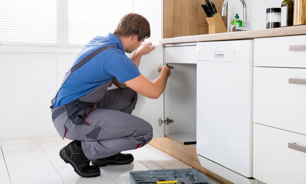 Cabinet installer